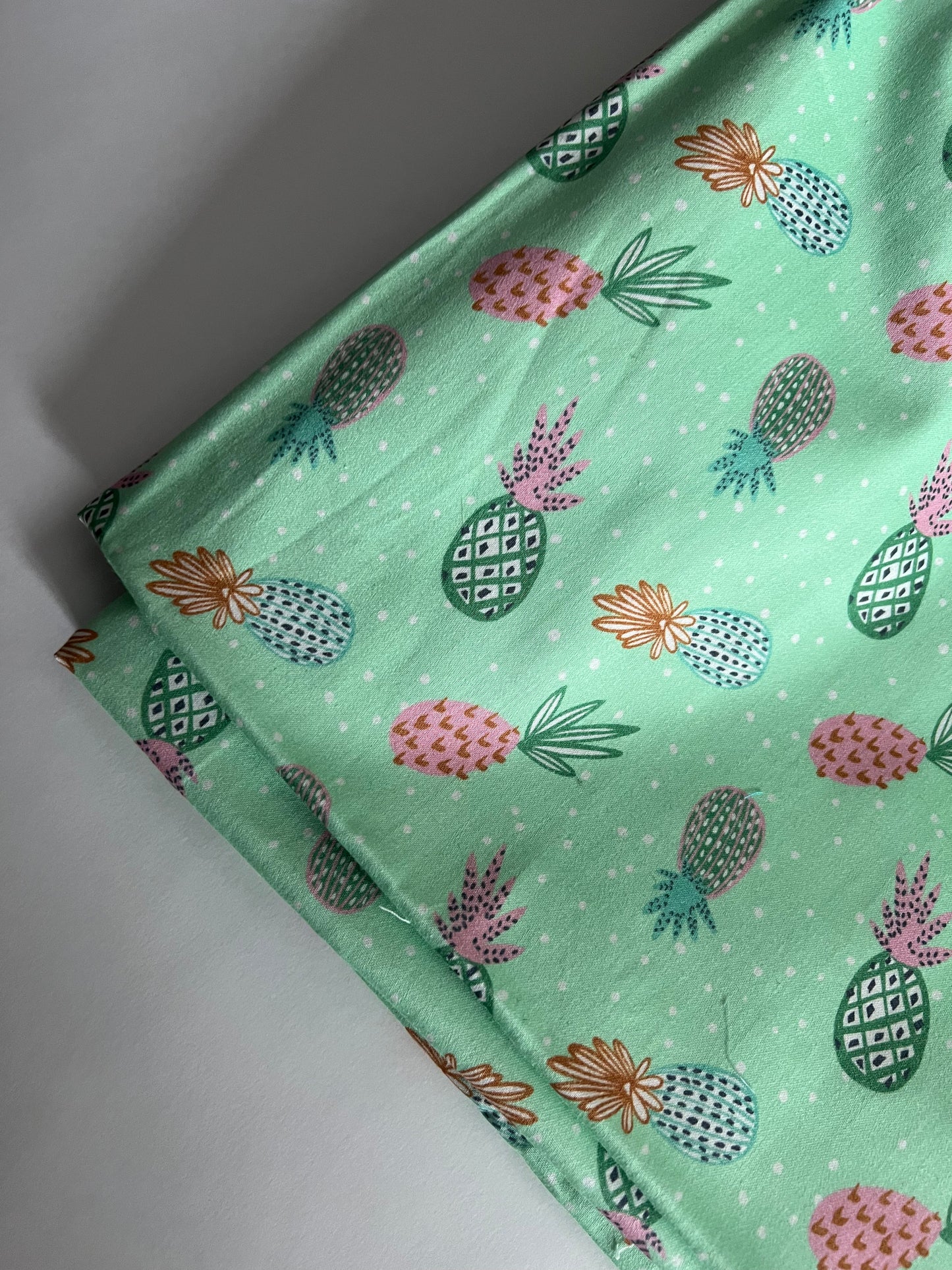 Cotton Twill Medium Elastic - Green 280 X 125cm